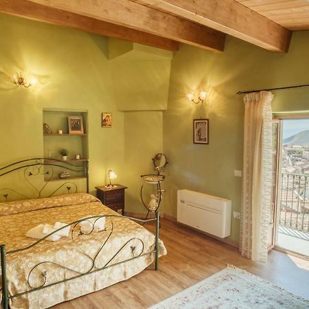B&B Dhafna Civita Esterno foto