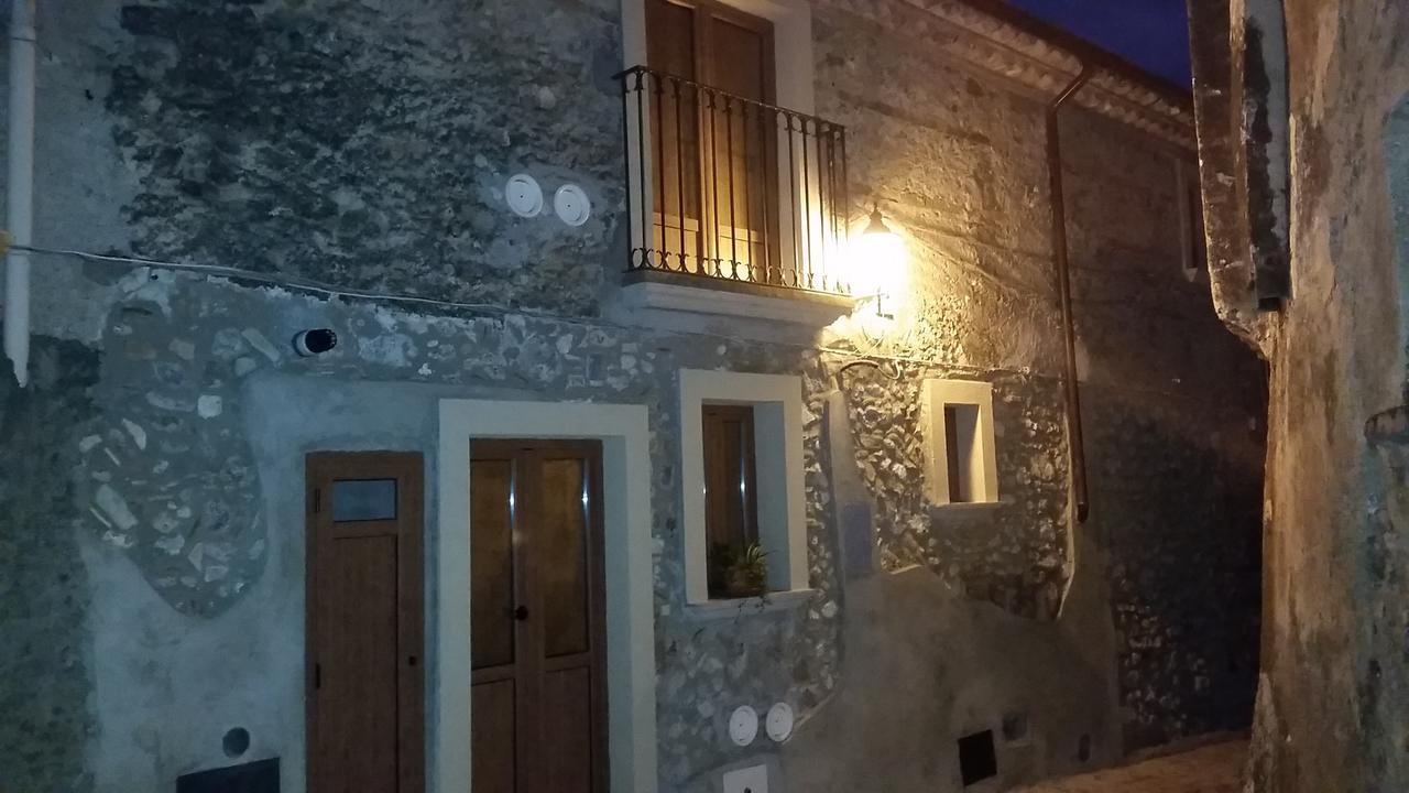 B&B Dhafna Civita Esterno foto