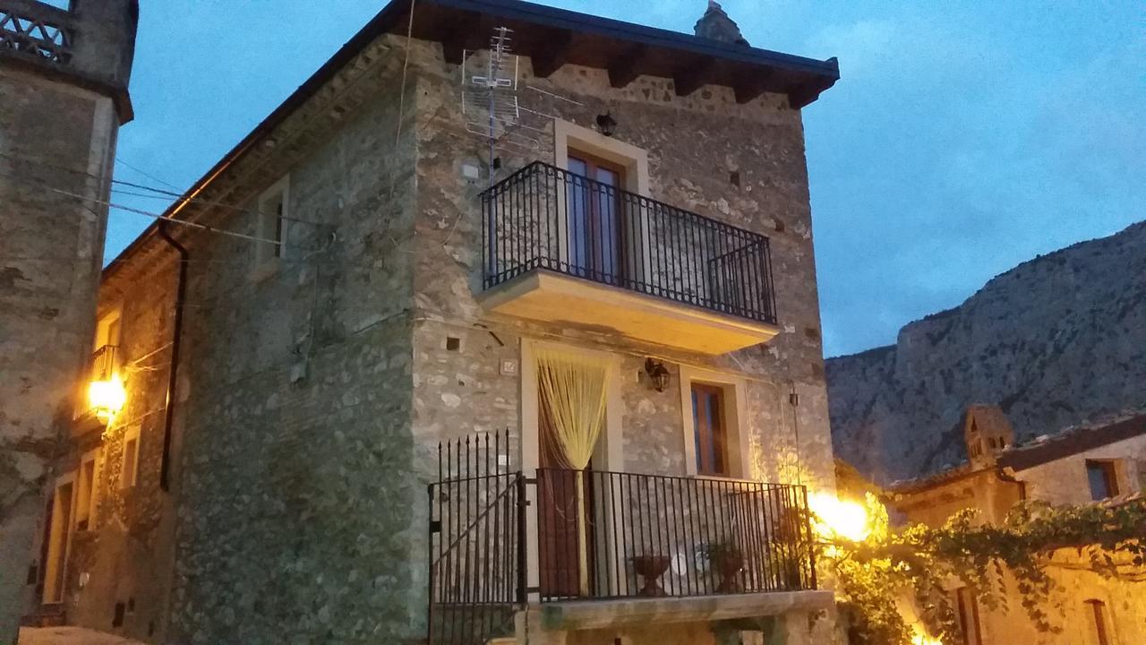 B&B Dhafna Civita Esterno foto