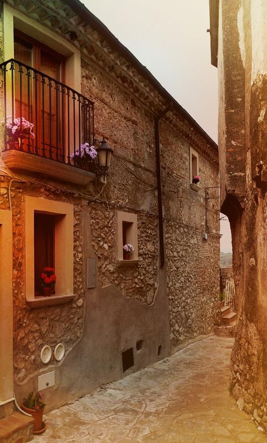 B&B Dhafna Civita Esterno foto