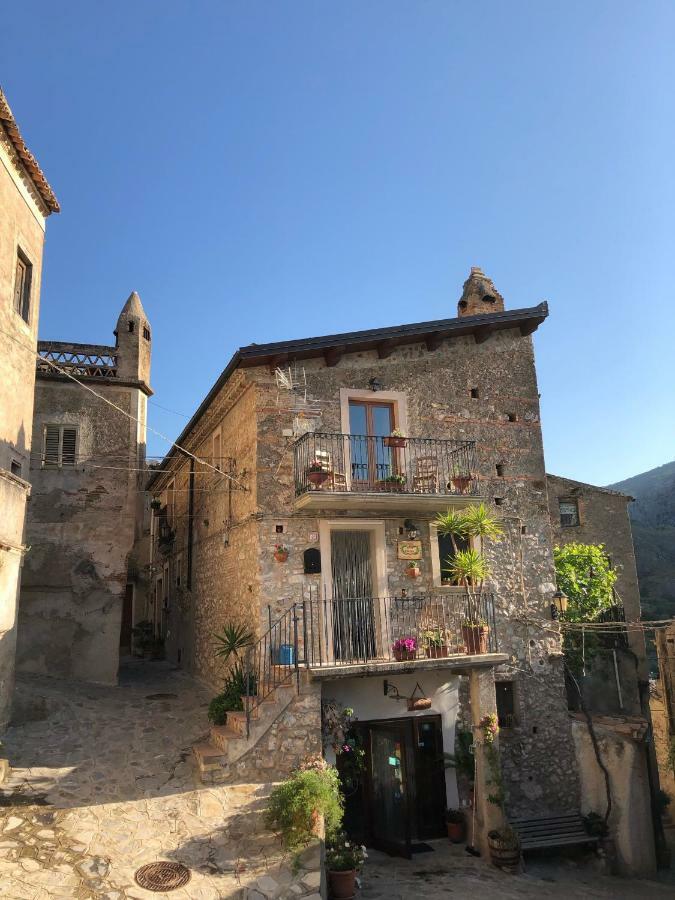 B&B Dhafna Civita Esterno foto